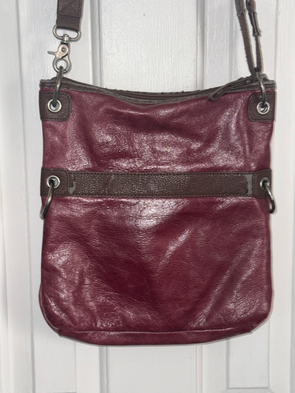 Women's Leather Crossbody Bag in Wine and Brown